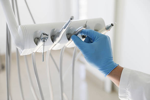 Professional Emergency Dentist technician working in Gunter, TX